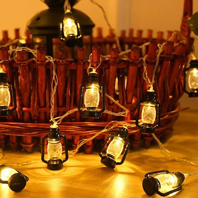 String Lights, LED Outdoor Indoor LED Kerosene Lamp Retro Horse Lantern Nostalgic Little Color Led Outdoor Lighted Holiday Displays Edison Bulb Hanging Lights Patio Christmas Bar Decoration Light