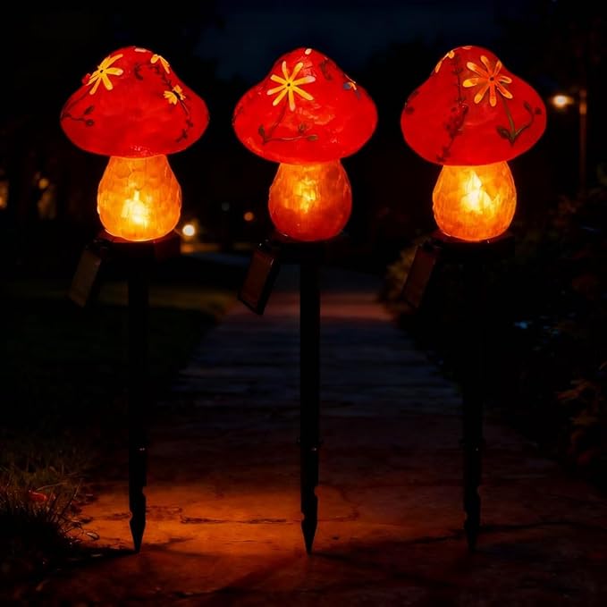 Solar Garden Lights Outdoor Waterproof,Cute Mushroom-Shaped Decorative Lamps for Balcony, Terrace, Lawn, Garden, Courtyard.(RED)
