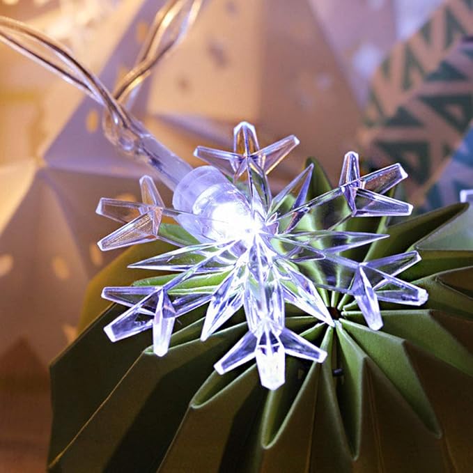 WesGen Christmas Lights,Snowflake String Lights Battery Operated Waterproof 20ft, 40 LED Fairy Lights for Xmas Garden Patio Bedroom Party Decor Christmas Decorations, White
