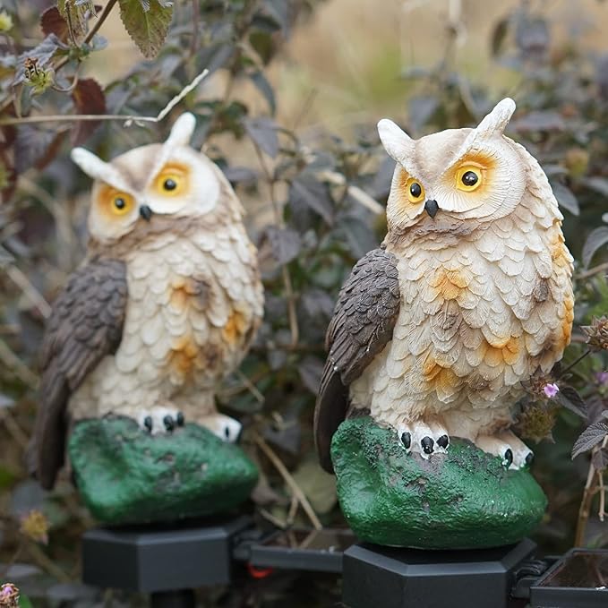 Garden Solar LED Lights - Resin Owl Figure Outdoor Decor, Waterproof Owl Garden Stake Lights for Yard, Pathway, Outside Patio, Lawn Decor (2PCS Brown)