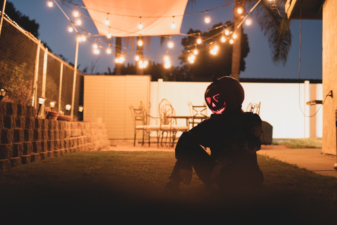 DIY Outdoor Lanterns: Creative Ideas to Illuminate Your Backyard Gatherings