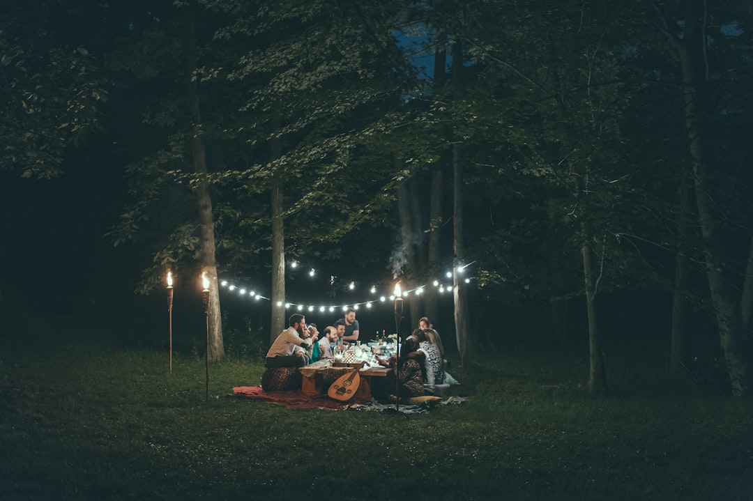 Creating a Cozy Outdoor Atmosphere: The Ultimate Guide to Layered Backyard Lighting