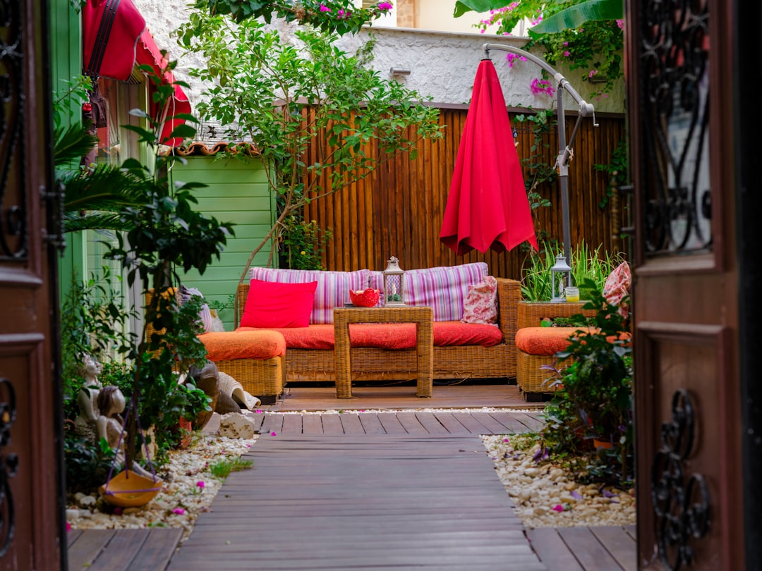 Transform Your Small Backyard with a Vertical Garden: A Step-by-Step Guide