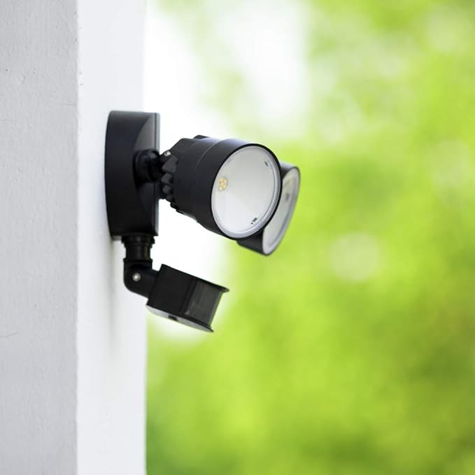 LUTEC Shrimp P6221B-PIR24 2000 Lumen 18 Watt 26 LED Motion Activated Integrated Dual-Head Floodlight Outdoor, IP54 | Lumora