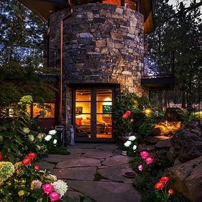Solar Garden Rose Lights, Decorman 2 Pack Realistic Solar Outdoor Flower Lights Waterproof LED Stake Landscape Decorative Lights with 10 Roses for Garden, Lawn, Yard, Pathway, Patio, Backyard (White)