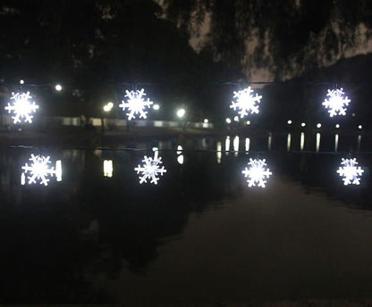 Solar Christmas String Lights Outdoor Waterproof 30 LED 20Feet Solar Snowflake Christmas Fairy Lights Decorations with 8 Lighting Modes for Garden Patio Yard Porch Wedding Party Decor(White)