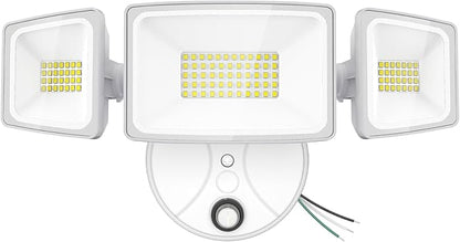 Onforu 70W LED Dusk to Dawn Flood Lights, 7000LM White Exterior Security Outdoor Lighting,IP65 Waterproof Outdoor 3 Adjustable Heads Photocell Light Fixture,6500K Floodlight for Garage,Patio,Yard