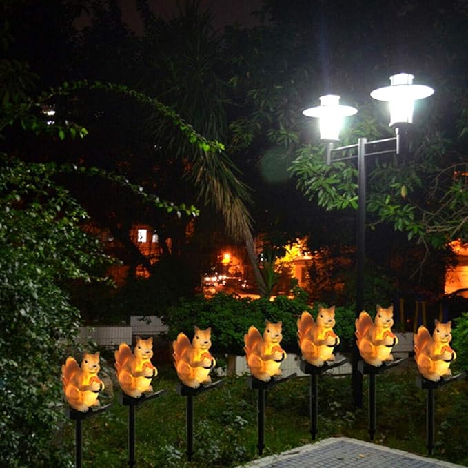 Squirrel Solar Garden Stake Light, Auto ON/Off Garden Squirrel Statues Decorative Light, Waterproof Outdoor Figurine Lights, Energy-Efficient Landscape Lighting for Lawn, Patio, Pathway(SIZE:16inch)