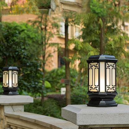 Lights Outdoor IP43 Waterproof Retro LED Solar Column Lamp Super Bright External Listing Garden Landscape Light Outdoor Lawn Street Path Post Pillar Light Patio Table Lamp E27 Edison Glass Lantern Sta