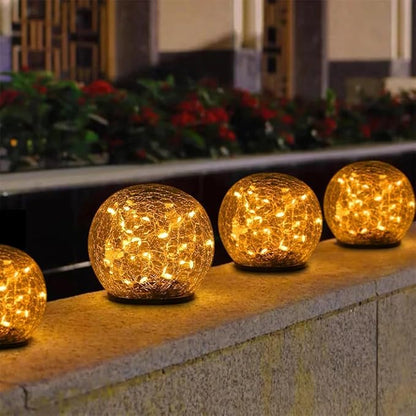 Cracked Glass Outdoor Solar Lights Landscape Garden Ball Lights, Garden Solar Ball Lights Waterproof (Warm White, 12cm)