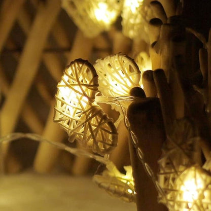 String Lights, LED Outdoor Indoor LED Lantern Love Rattan Outdoor Lighted Holiday Displays Patio Lights Edison Romantic Heart-Shaped USB in Christmas Decoration Rooms Rope Lights