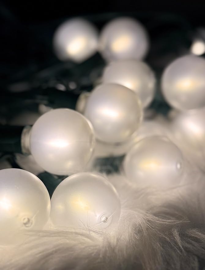 50Ft Christmas Outdoor String Lights with 27 LED Frosted White Bulbs, G40 Globe Christmas String Lights for Indoor | Lumora