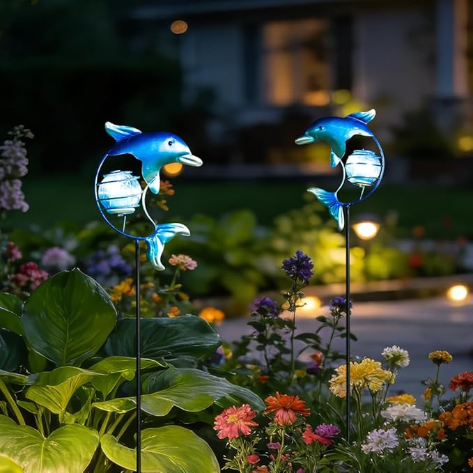 Outdoor Garden Solar Lights,Dolphin Outdoor Figurine Lights with Stakes,Waterproof Decorative Solar Decor for Patio,Yard,Lawn,Decorative Garden Stakes Present for Mom Women
