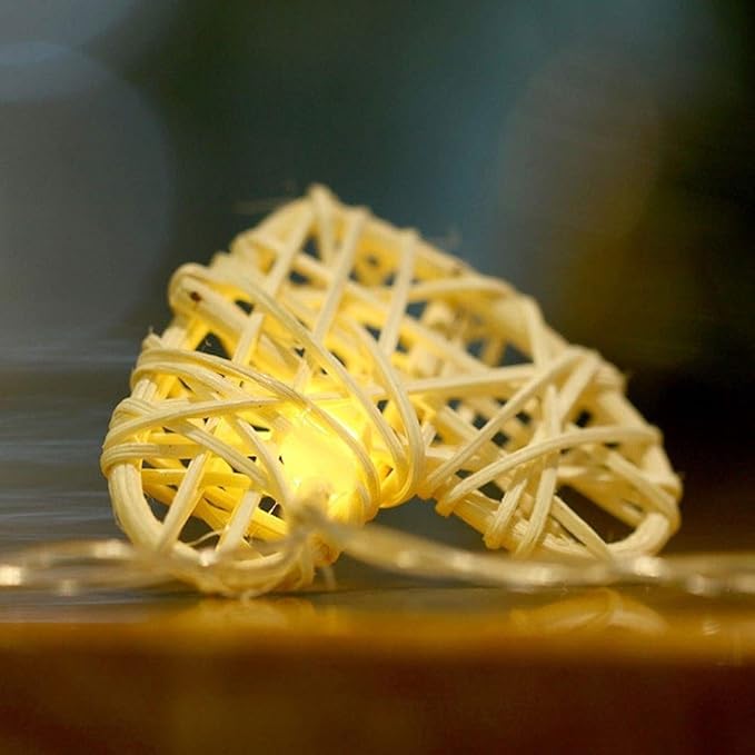 String Lights, LED Outdoor Indoor LED Lantern Love Rattan Outdoor Lighted Holiday Displays Patio Lights Edison Romantic Heart-Shaped USB in Christmas Decoration Rooms Rope Lights