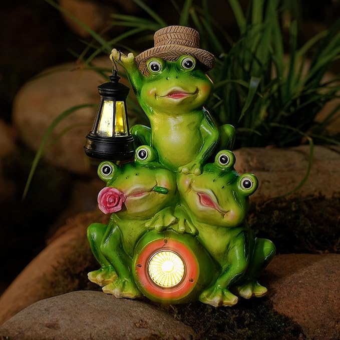 Solar Frog Family Garden Statue Figurines with Lantern & LED Light – Cute Solar Yard Decor for Lawn, Patio & Outdoor Pathway(Family Frogs)