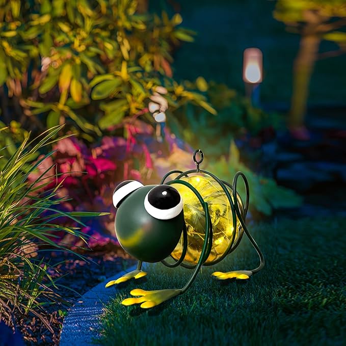EVOLUX Solar Outdoor Frog Lights for Garden - Outdoor Statues Figurine Lights for Lawn, Patio, Balcony, Yard Ornament Cut Housewarming Gifts(1 pc)