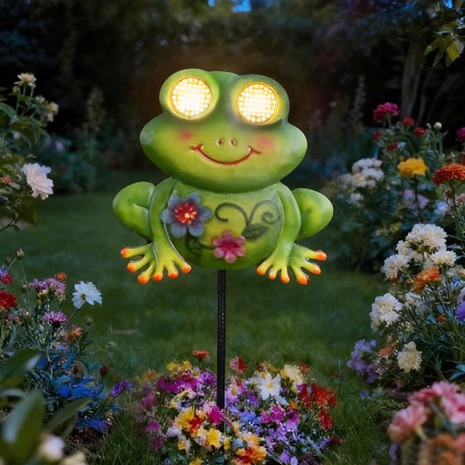 Solar Frog Pathway Lights Outdoor – Solar Powered LED Frog Yard Decor with Blinking Eyes, Auto Dusk to Dawn, IP65 Waterproof Outdoor Garden Solar Lights for Patio, Lawn, Gift for Mom Grandma