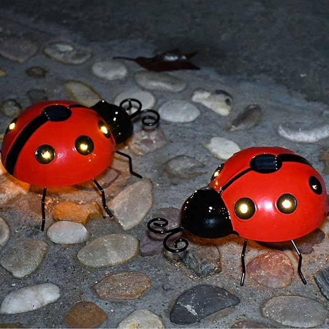 Solar Ladybug Lights Metal Garden Decor for Outside Cute Ladybugs Yard Art Lawn Ornaments Sculptures & Statues with Solar Lights Outdoor Fence Decoration for Patio
