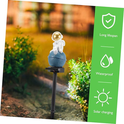 Milisten Outdoor Solar Pathway Light Astronaut Design Decorative Lamp for Garden Easy Installation Long Lifespan for Landscape Patio Lighting