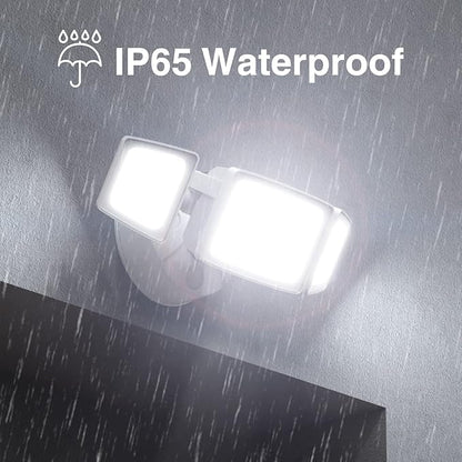 Onforu 70W LED Dusk to Dawn Flood Lights, 7000LM White Exterior Security Outdoor Lighting,IP65 Waterproof Outdoor 3 Adjustable Heads Photocell Light Fixture,6500K Floodlight for Garage,Patio,Yard