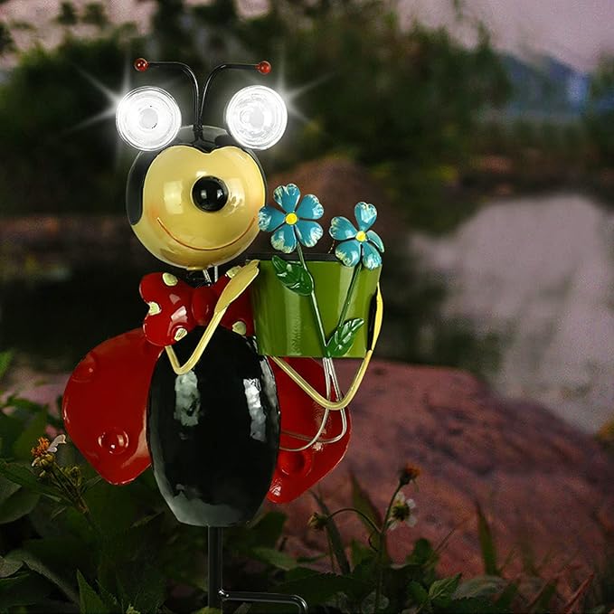 Garden Solar Ladybug Stake, Waterproof Landscape Path Lights ,Metal Ladybird Decor Solar Garden Lights Solar Ladybird Stake for Outdoor Patio Yard Decorations