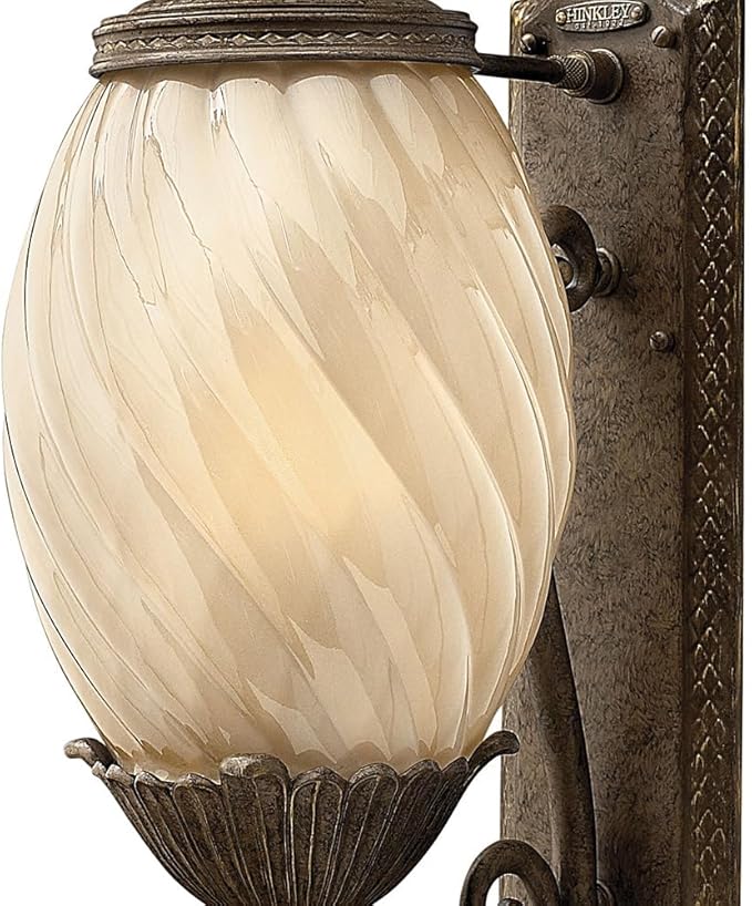 Hinkley Plantation Large Wall Mount Outdoor Lantern - Aluminum, Clear Optic Glass Shade, Pineapple Theme -Pearl | Lumora