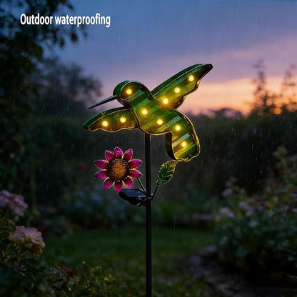 Solar Lights Outdoor Garden Stakes, Waterproof Hummingbird Lights Gifts for Women Mum and Metal Bird Decorative LED Lanterns for Yard, Patio (Hummingbird) (Hummingbird)