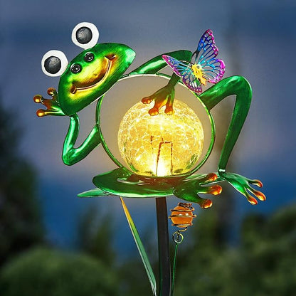 Frog Garden Solar Lights Outdoor Decorative, 2 Pack Metal Frog Garden Decor for Outside Waterproof Solar Stake Lights for Lawn Ornaments Patio Yard Decorations, Gardening Gifts for Mom Women