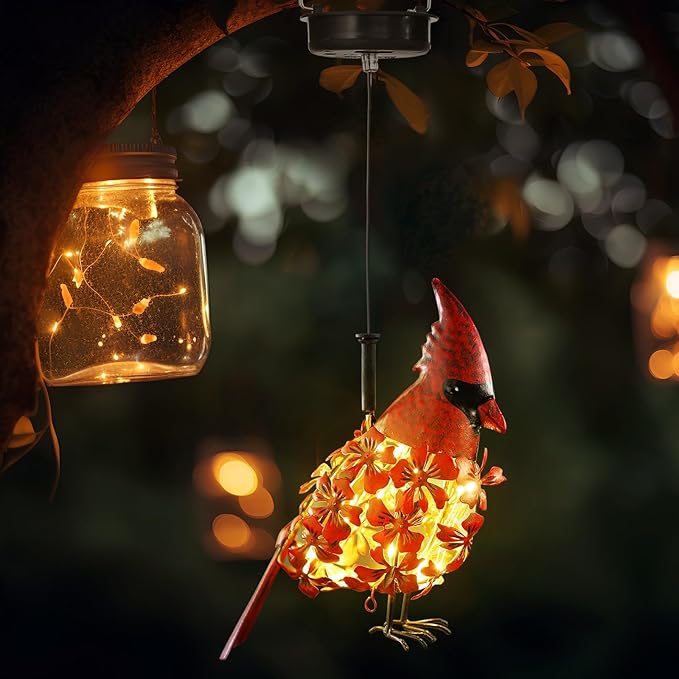 Cardinal Solar Lights Hanging Decoration Garden Outdoor Decor Metal Gifts Waterproof for Yard Front Porch Lawn Driveway Patio Backyard Pathway Gardening Lanterns Gift