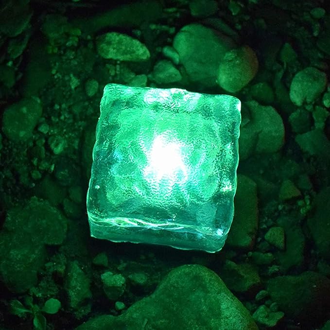 Solar Ice Cube Lights - Solar Brick Light LED Landscape Light Crystal Brick Light Outdoor Path Lights Waterproof for Outdoor Garden Patio Yard Lawn Pool Decoration (Green, 2pcs)