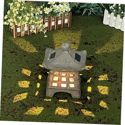 Solar Outdoor Pagoda Light Japanese Garden Statue Decorative Solar Pathway Lights for Lawn and Patio for Holiday Decor and Outdoor Use
