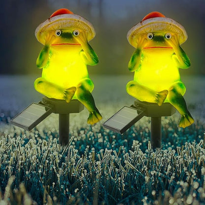 SmilingTown Solar Garden Lights Resin Warm White LED Figure Waterproof Decorations with Stake for Outdoor Yard Pathway Outside Patio Lawn Decor 2 Pack (Frog)