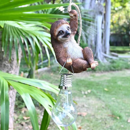 Resin Sloth Garden Statue Solar Fence Lights Outdoor Hanging Decor Porch Tree Decorations Yard Ornaments Small Cute Figurines Funny Gifts for Women Mother