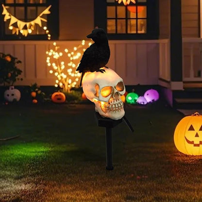 Halloween Skull Lights Crow on Skull Solar Pathway Lights Waterproof Scary Skeleton LED Outdoor Decorations, Realistic Resin Material for Patio Lawn Yard Garden Home Halloween Party (B)