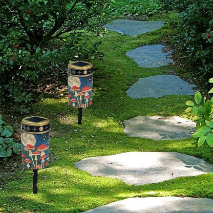 Mushroom Solar Lights Outdoor LED Solar Light Long Lasting Solar Light Bright Solar Garden Lights Waterproof Garden Lights for Walkway Driveway Outdoors