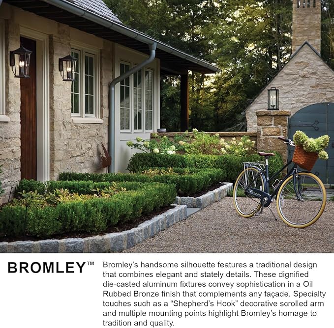 Hinkley Bromley Large Wall Mount Lantern - Aluminum, 3-Light, Clear Glass - Museum Black Finish