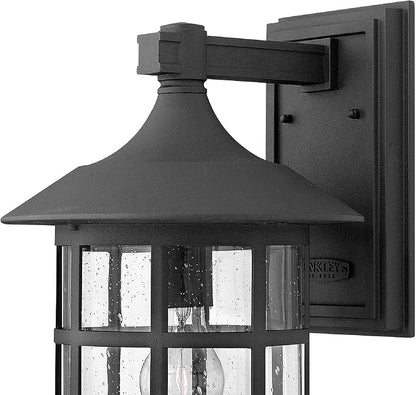 Hinkley Freeport Medium Wall Mount Lantern - Traditional, 1-Light, Aluminum, Clear Seedy Glass - Black Finish