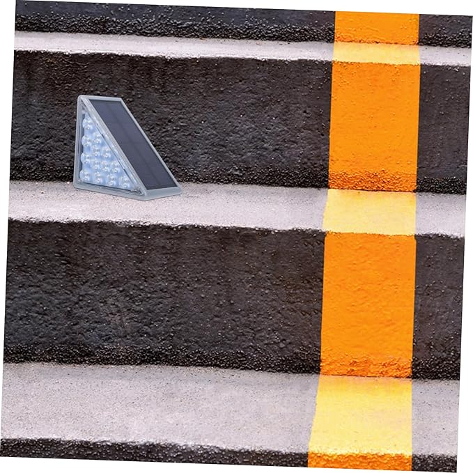 STOBAZA Solar Step Light Outdoor Sturdy Triangle Led Garden Pathway Lights