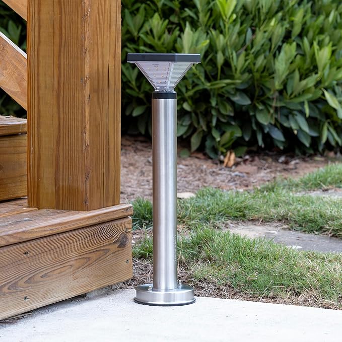 Gama Sonic Luxor Bollard Outdoor Solar Pathway Light, Silver Stainless, 20.25-inch Lamp Height, Sidewalk, Path, Driveway, 50 Lumens (144i58070)
