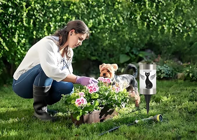 Solar Cat Memorial Garden Light, Outdoor Pet Remembrance Keepsake with Angel Silhouette, Automatic Dusk to Dawn LED | Lumora
