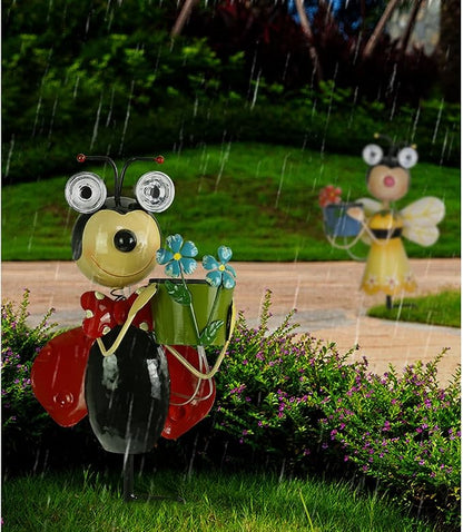 Garden Solar Ladybug Stake, Waterproof Landscape Path Lights ,Metal Ladybird Decor Solar Garden Lights Solar Ladybird Stake for Outdoor Patio Yard Decorations