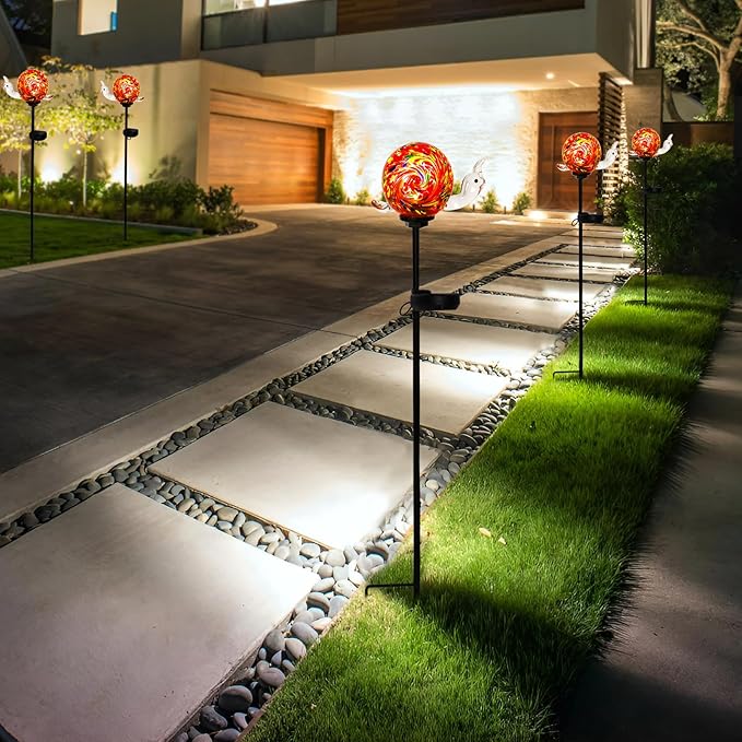 Bshine Solar Garden Decoration Outdoor Snail Lights, Hand Blown Glass Waterproof Solar Light Stake Decorate Paths, Pathways, Lawns and Yards Art for Mom Men, Father's Day Gifts