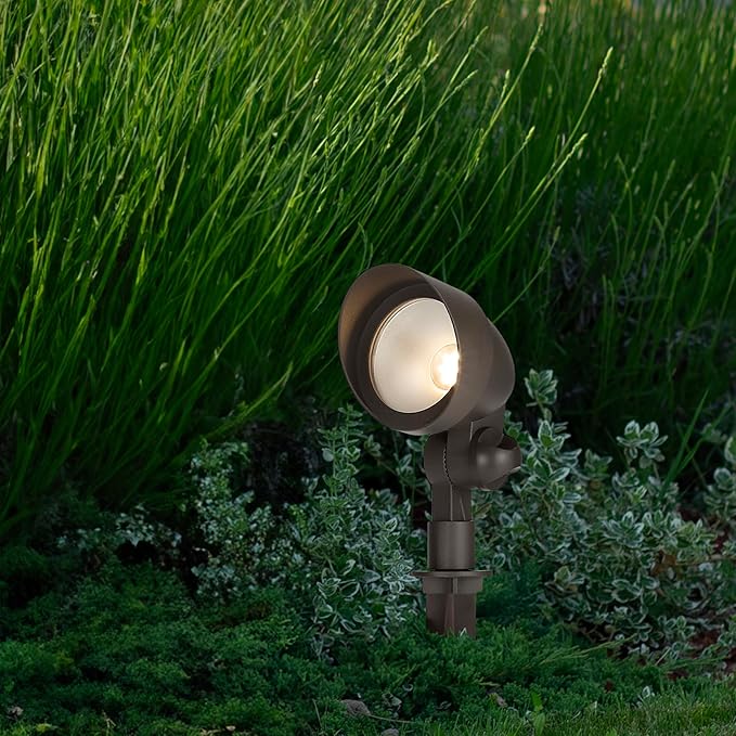 Maxxima LED Low-Voltage Landscape Light Fixture, Garden Pathway Outdoor Lights 300 Lumens 3000K Warm White | Lumora