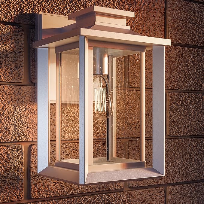 Quoizel Wakefield Vintage Wall Sconce, Coastal Armour 14 Inch 1-Light Matte White Wall Lantern, Clear Seedy Glass | Lumora