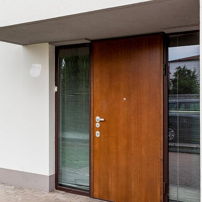 Generation Lighting 1-Light Outdoor Wall Series Traditional Outdoor Wall Lamp White 8753-15, Lovely Wall Lamp for Outdoor Decor, Wall Light Fixture Uses Standard or LED Light Bulb
