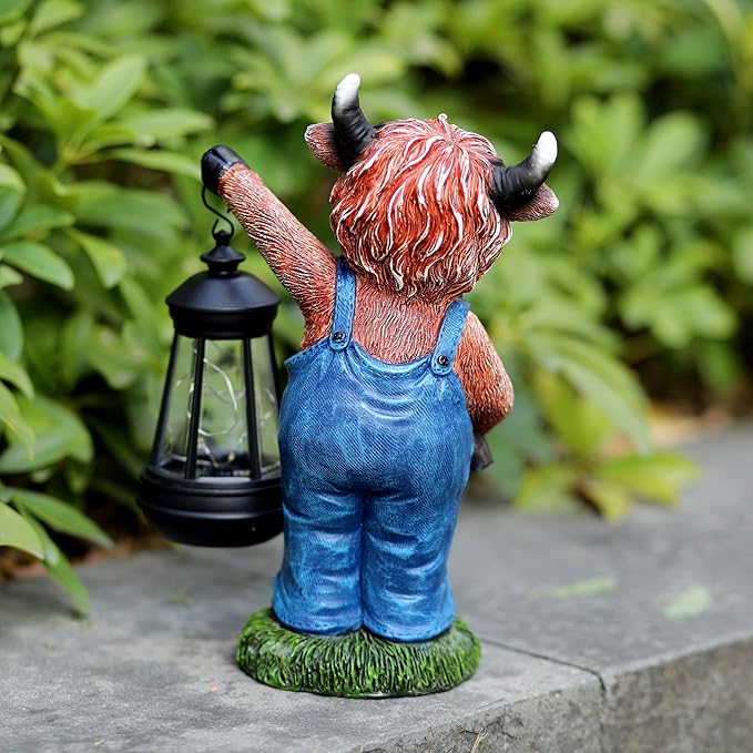 Highland Cow Garden Statue 10.4" with Solar Lantern， Decorative Farm Animal Figurine for Indoor Outdoor Home Patio Yard Lawn Ornament and Gift for Mom